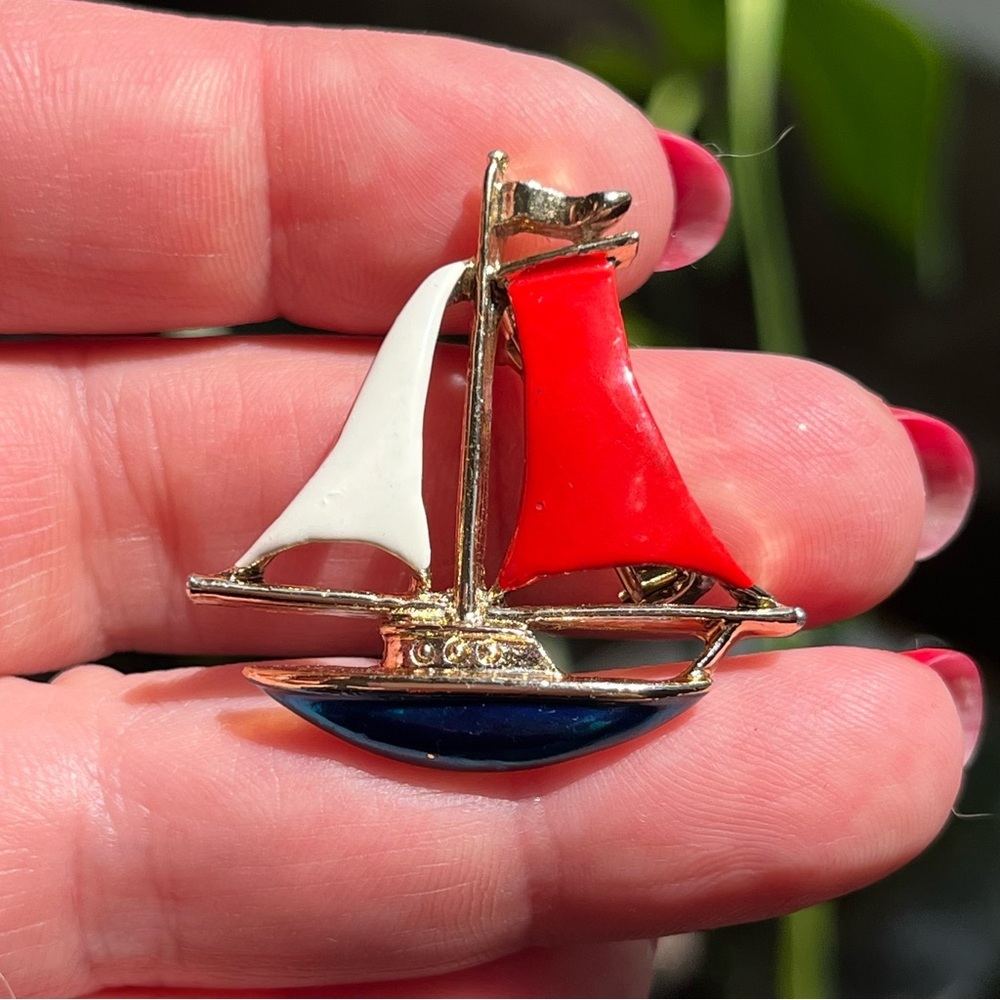 Sailboat Brooch - Red, White, and Blue